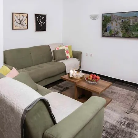 Lovely,Central, Spacious 2-Bedrooms Apartment Pireus Exteriér fotografie
