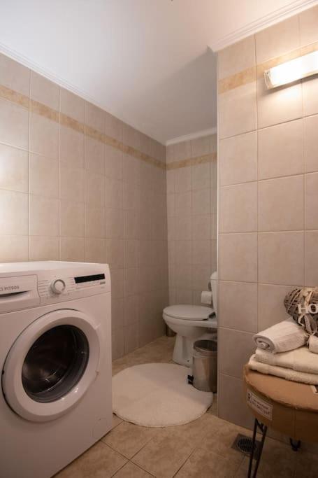 Lovely,central, Spacious 2-bedrooms Piraeus