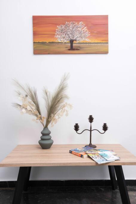 Lovely,central, Spacious 2-bedrooms Piraeus